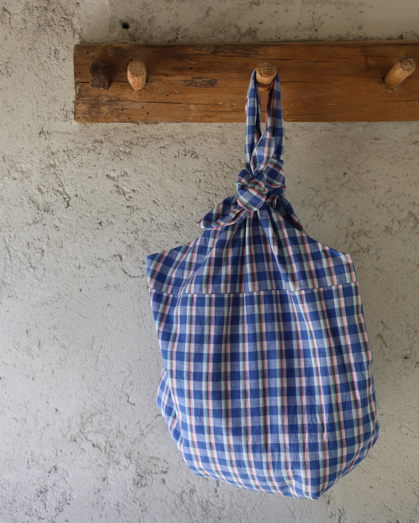 Baluchon sac du marché - coton carreaux français avec petite réparation