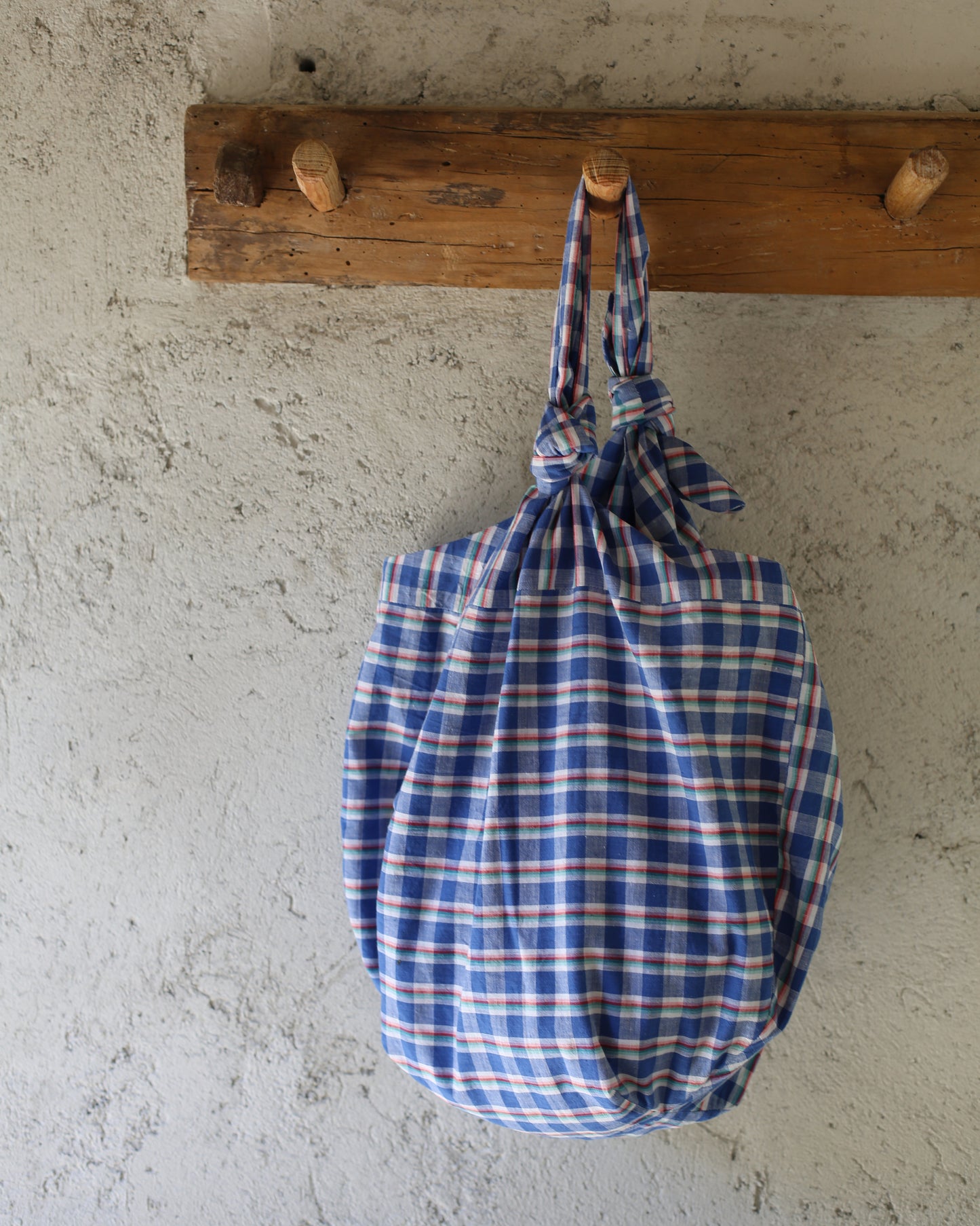Baluchon sac du marché - coton carreaux français avec petite réparation