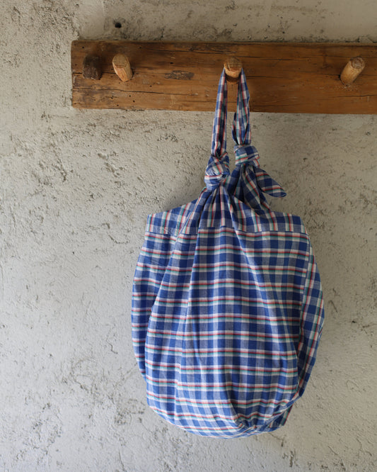 Baluchon sac du marché - coton carreaux français avec petite réparation